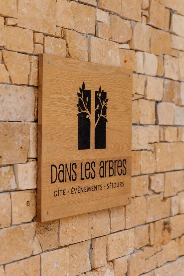 Dans Les Arbres Bed & Breakfast Lanta Luaran gambar